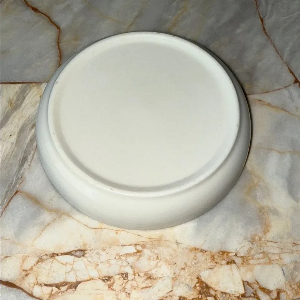 White Ceramic Eyelash Trinket Dish Gold Rim Jewelry Tray Round 4 Inch